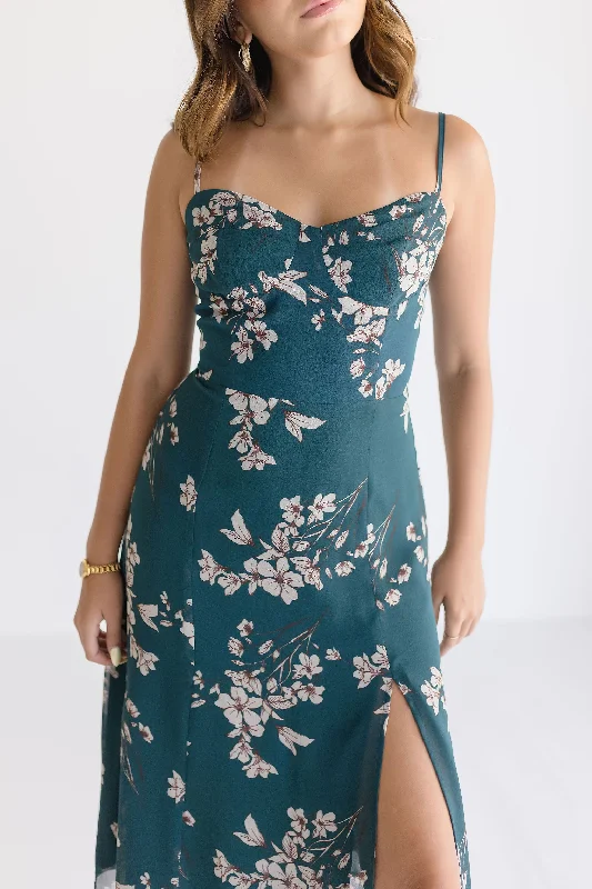 Waitlist 9/5 ♥ Tessa Sleeveless Floral Print Midi Dress Green