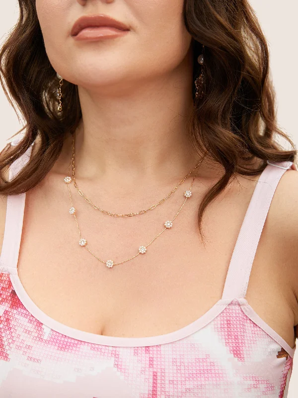 Delicate Pearl Flower Layered Necklace