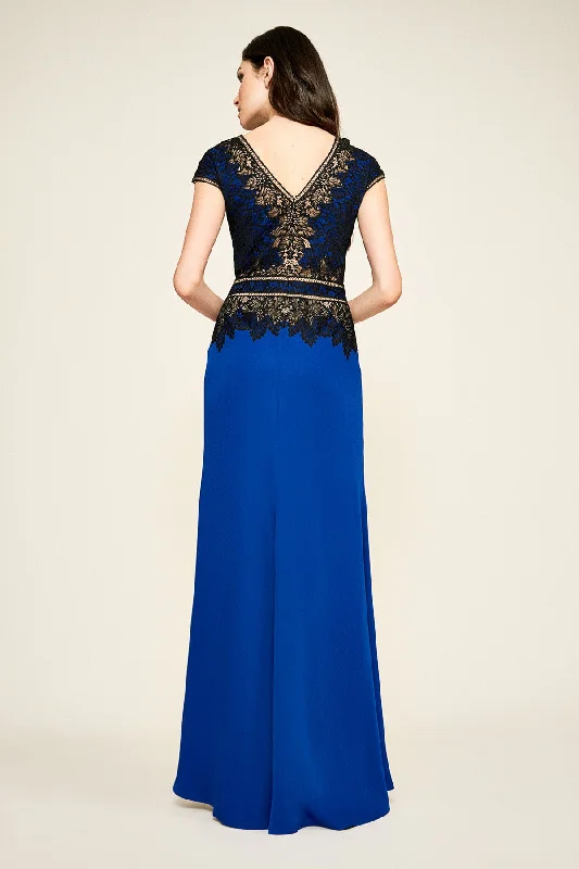 TADASHI SHOJI-VIOLETTE CREPE GOWN