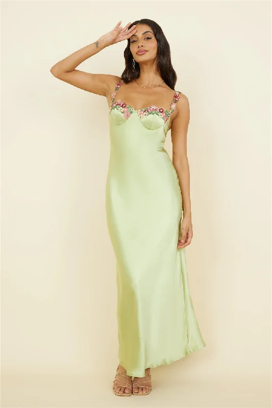 Magnetic Forces Maxi Dress Green