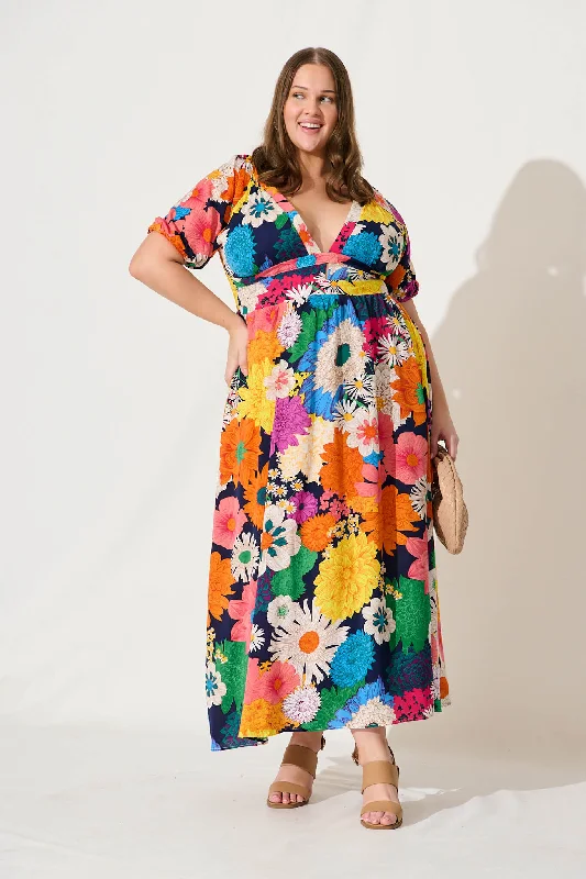 Mel Maxi Dress In Dark Multi Floral