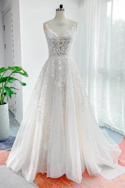 A-Line Court Train Lace Tulle Wedding Dress CW3157