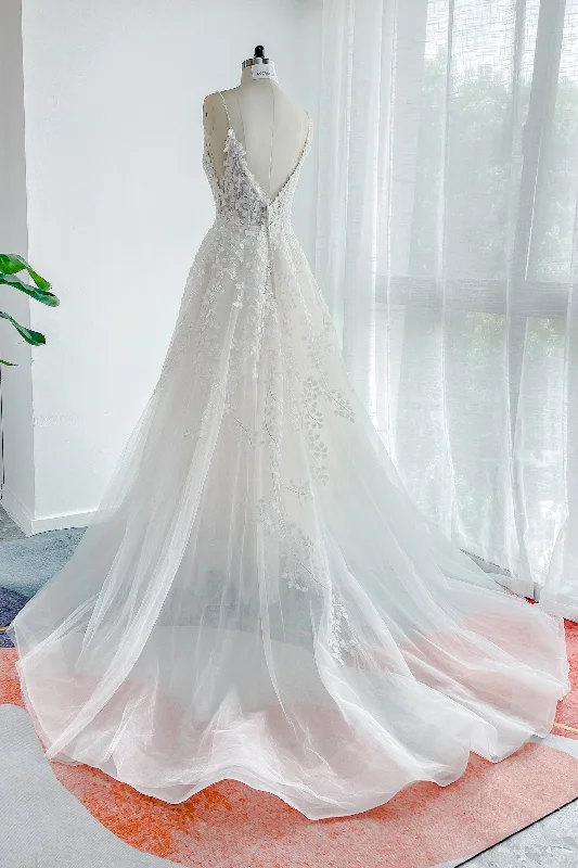 A-Line Court Train Lace Tulle Wedding Dress CW3157