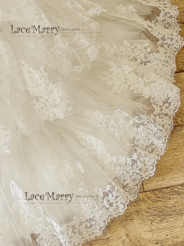 Amazing Lace Wedding Dress with Beading in Mermaid Style