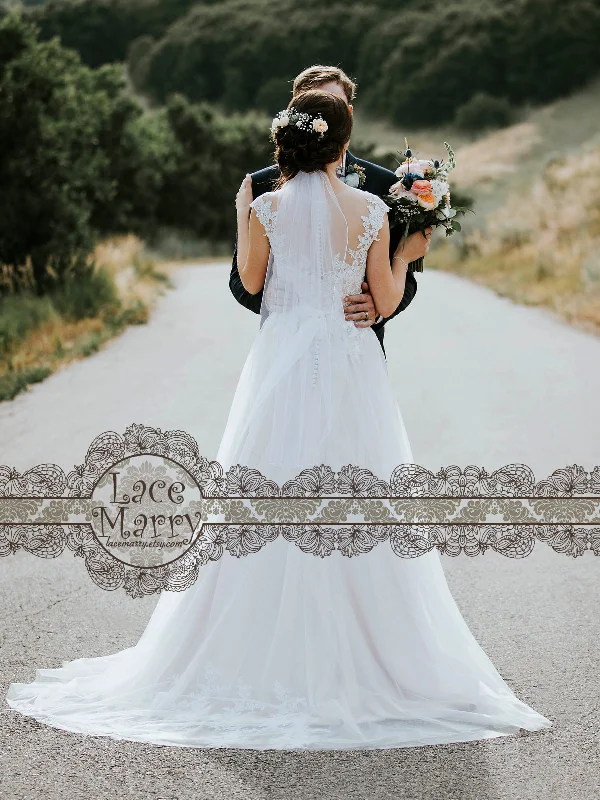 Boho Summer Wedding Dress with Airy Tulle Skirt