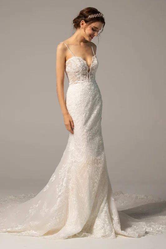 Trumpet-Mermaid Cathedral Train Tulle Wedding Dress CW2376