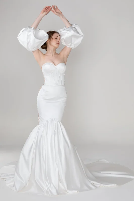 Trumpet-Mermaid Chapel Train Satin Wedding Dress CW2487