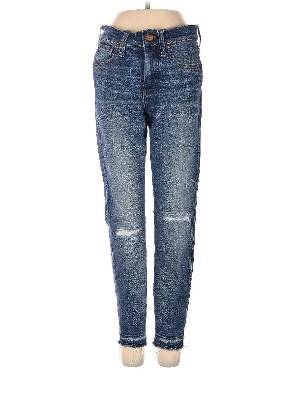 Shop the Hottest Deals!Mid-Rise Boyjeans Jeans in Light Wash