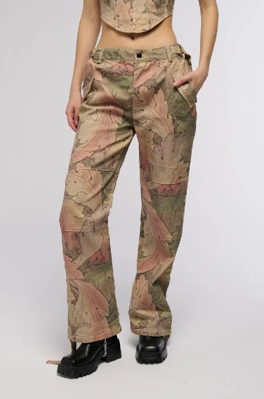Huge Price Cuts Await!SEASONAL AWAKENING PRINTED JEANS