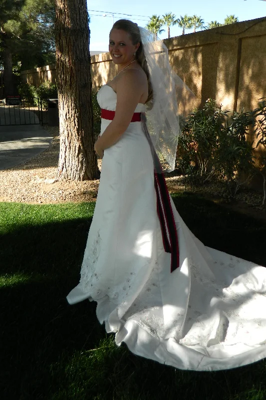 Buy More, Save More!Alfred Angelo #2105