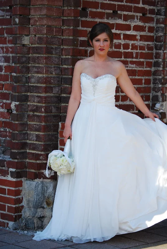 Shop Before It’s Gone!Alfred Angelo Style 2171