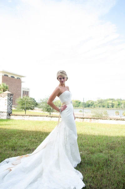 Your Favorite Items on Sale Now!Alvina Valenta 9102