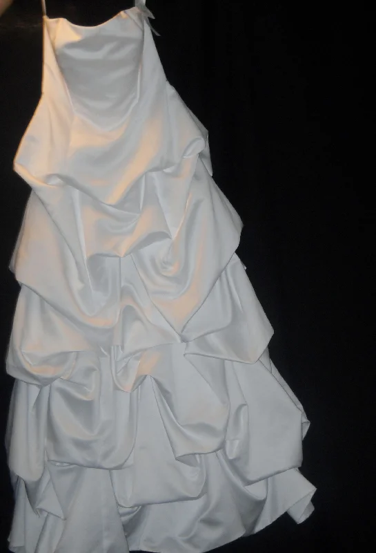 Unlock Huge Savings Now!David's Bridal David's Bridal Strapless Statin Pick Up Size 14