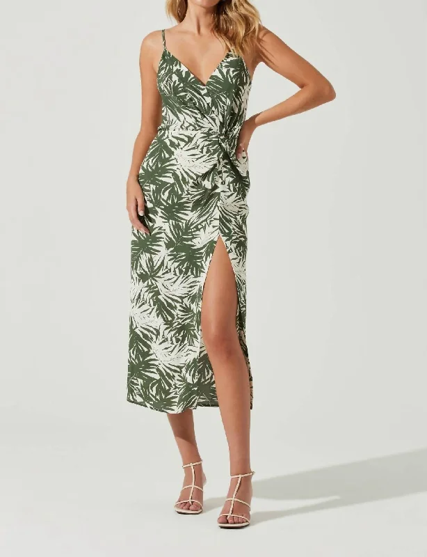 Upgrade for Less!Destination Tropical Print Side Slit Midi Dress In Green-White Palm