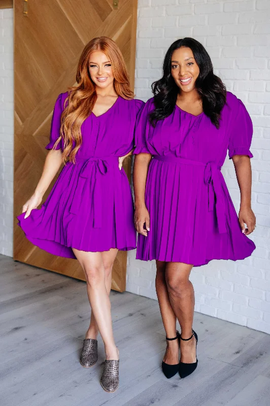 Hurry! While Supplies Last!Hold And Squeeze Me Pleated Dress