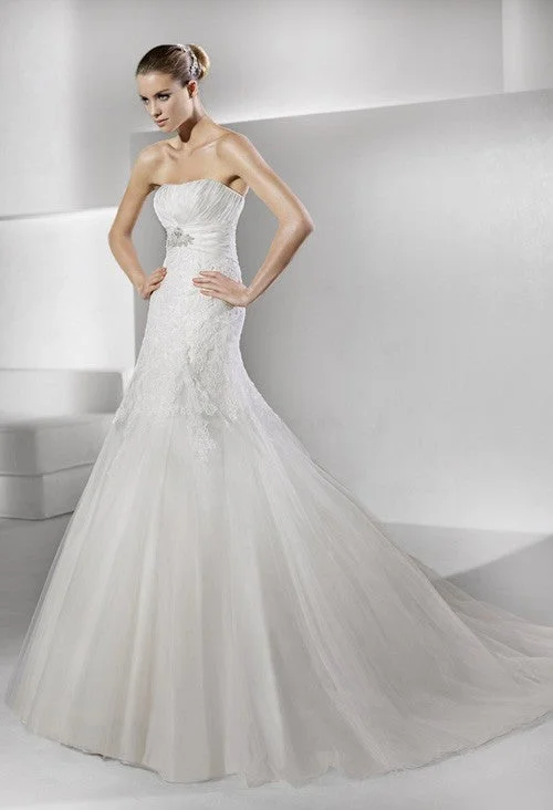 Every Deal is a Steal!La Sposa La Sposa Sucre Size 8