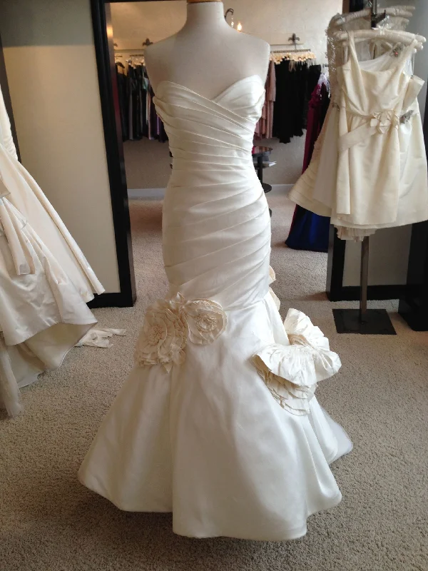 Hot Deals You Can’t Resist!Lazaro 3164