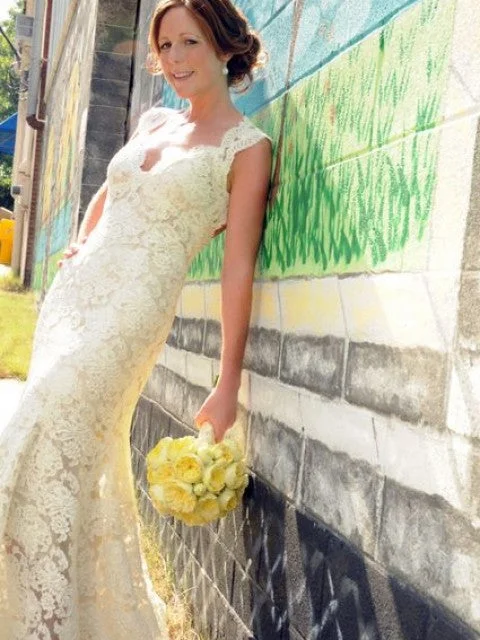 One Day Only – Huge Savings!Marchesa --------------
