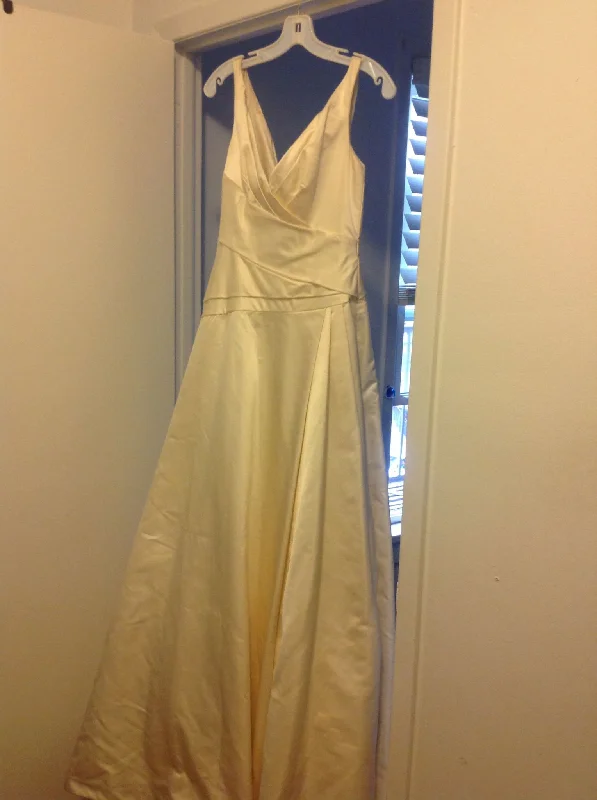 Buy More, Save More!Marisa Style 825
