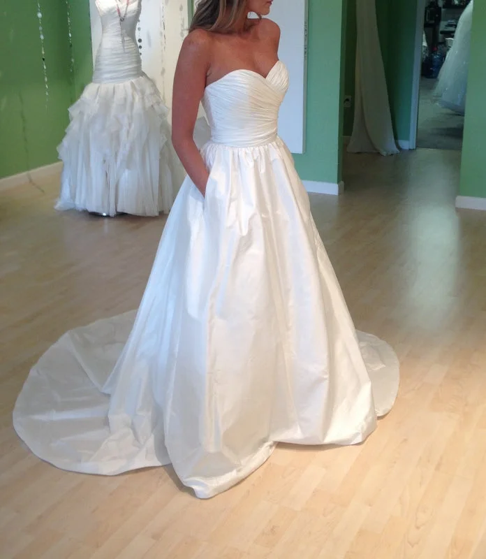 Get Ready to Save!Modern Trousseau Michaela