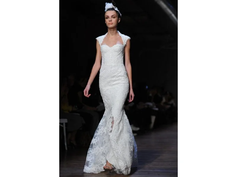 Shop Now and Save!Monique Lhuillier Amaranth