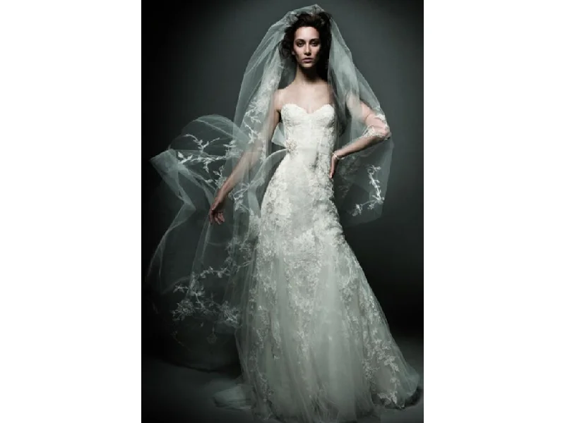The Best Sale of the Year!Monique Lhuillier Cherish