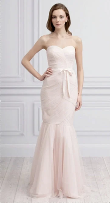 Don’t Wait – Deals Won’t Last!Monique Lhuillier Monique Lhuillier Tulle Gown Size 8