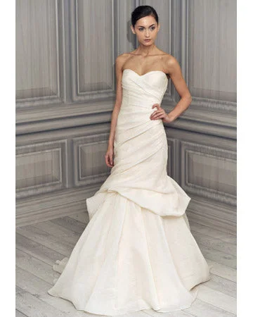 Get It Before It’s Gone!Monique Lhuillier Peony