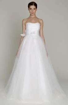 Score Big Savings Today!Monique Lhuillier Silk White Chantily Lace