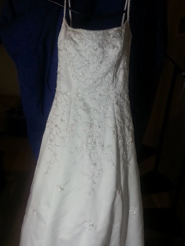 Time to Save Big!Mori Lee 9057