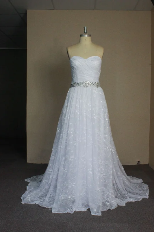 Time to Snag a Bargain!Other ALL LACE full wedding gown