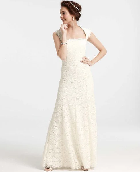 Limited-Time Price Drop!Other Ann Taylor Isabella Lace Dress