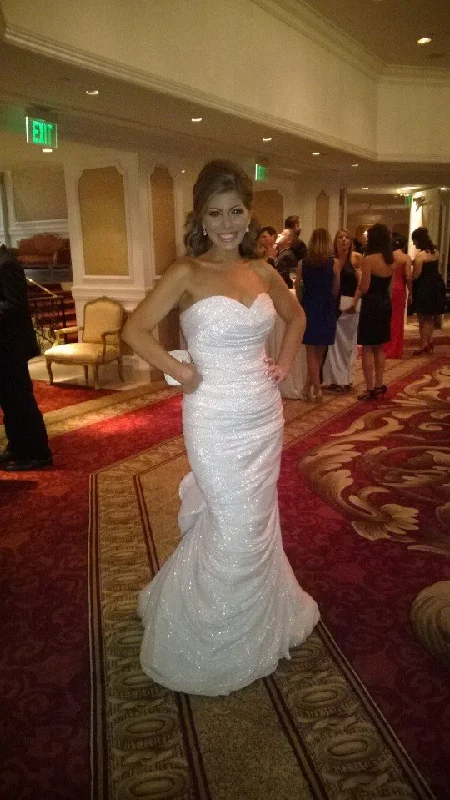 Save Up to 50% Off!Pnina Tornai Style 4220 / Ruched Beaded Lace Mermaid Dress
