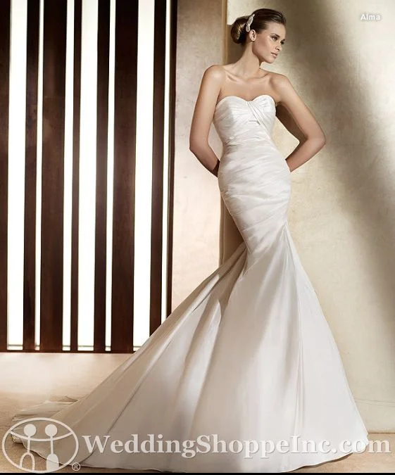 Hurry, Sale Ends Soon!Pronovias Alma