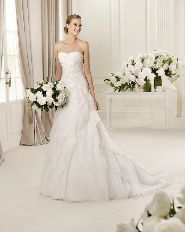Your Exclusive Offer Awaits!Pronovias Diana