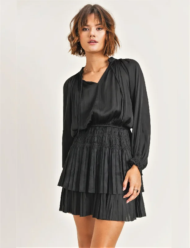 Unmissable Offers Await!Lana Smocked Waist Dress, Black
