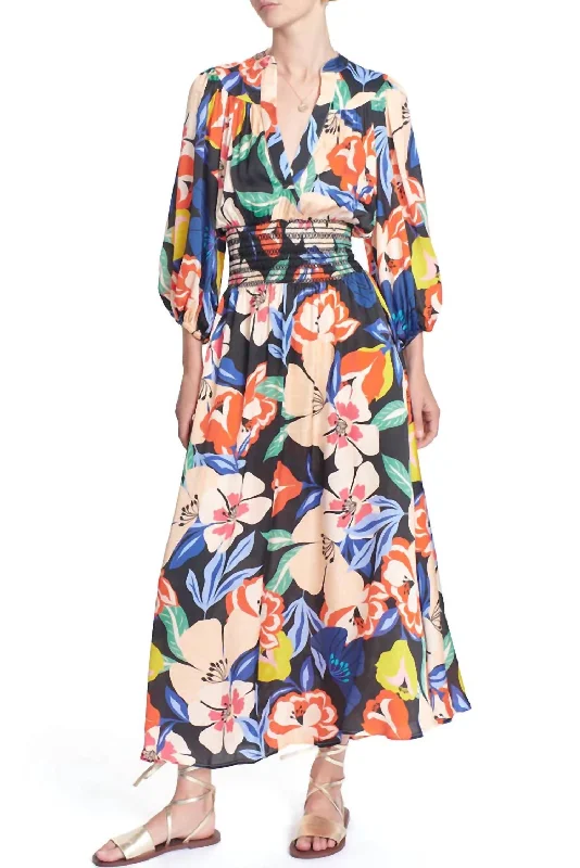 Save More with Every Purchase!Isla Maxi Dress In Peach Floral