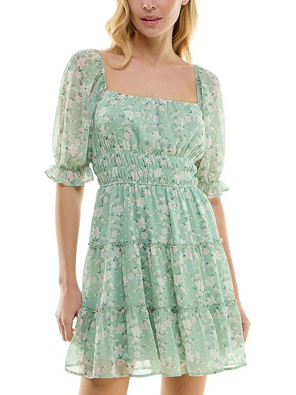 Unbeatable Prices!Juniors Womens Floral Smocked Mini Dress