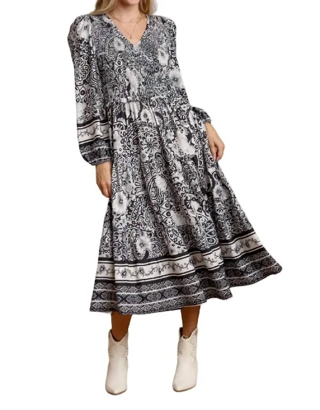The Best Deals Won’t Wait!V-Neck Smocking Maxi Dress With Border Details In Black/white