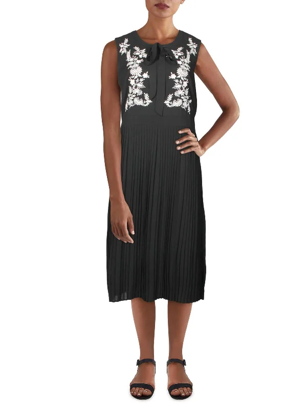 Find Your Perfect Deal Today!Womens Pintuck Embroidered Maxi Dress