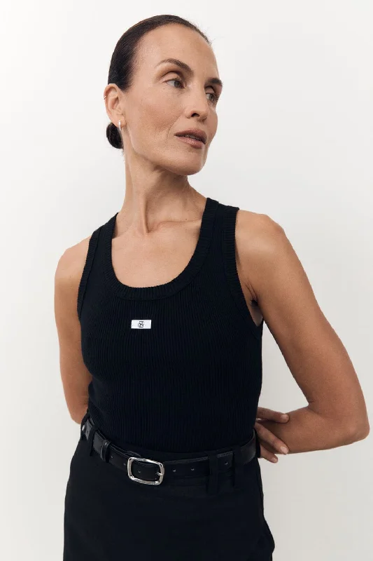 Huge Savings – Act Now!SIGNATURE BLACK TANK