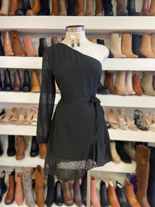Best Offers of the Month!Black One Shoulder Dress