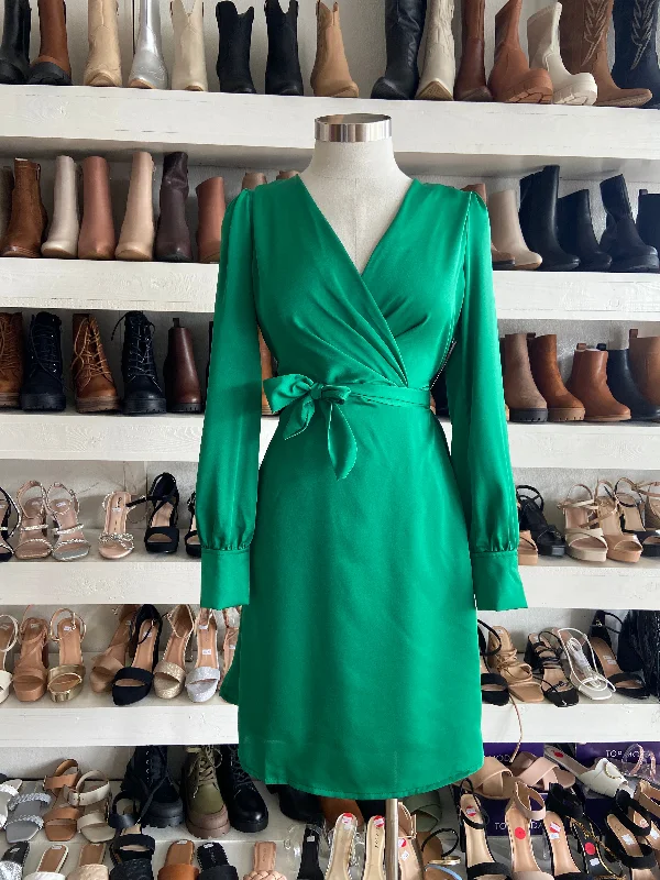 Act Fast – Limited Time Savings!Green Wrapped Dress