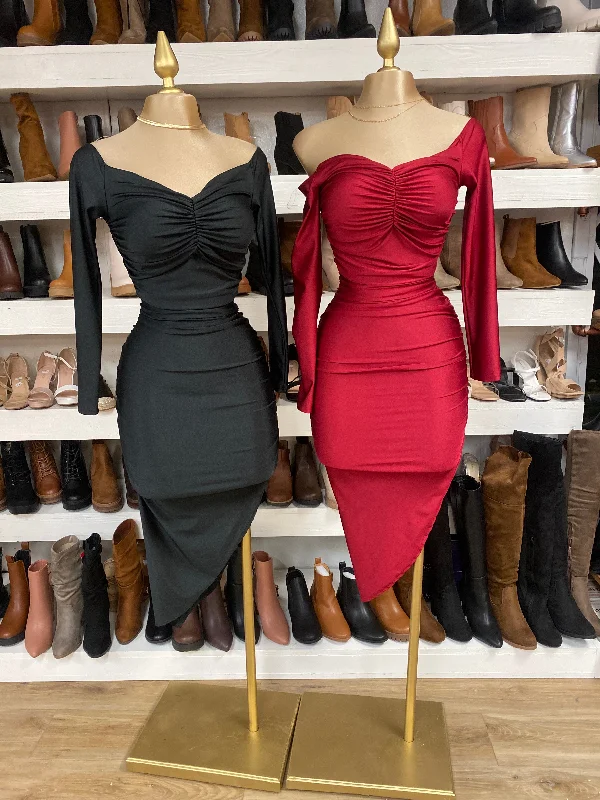 Your Exclusive Offer Awaits!Long Sleeve Draped Dress