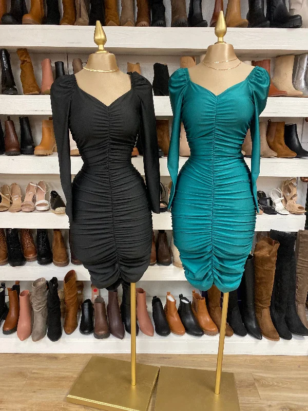 Grab Yours Before It’s Too Late!Long Sleeve Ruched Dress