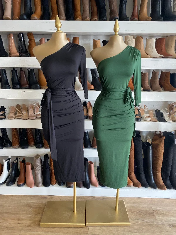 Get the Best for Less!One Sleeve Mid Scrunched Dress