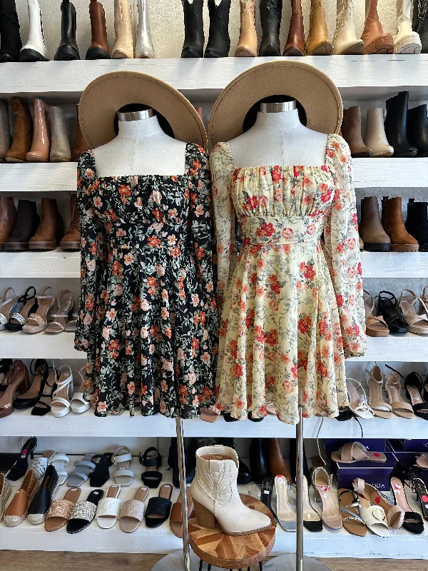 Limited Stock Available!Red Floral Knotted Dress