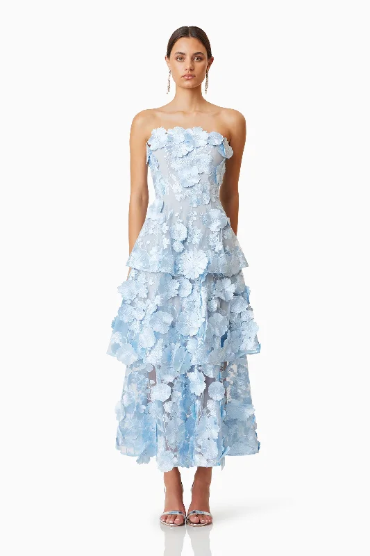 Your Shopping Spree Starts Here!Selene Maxi Tiered 3D Dress In Blue