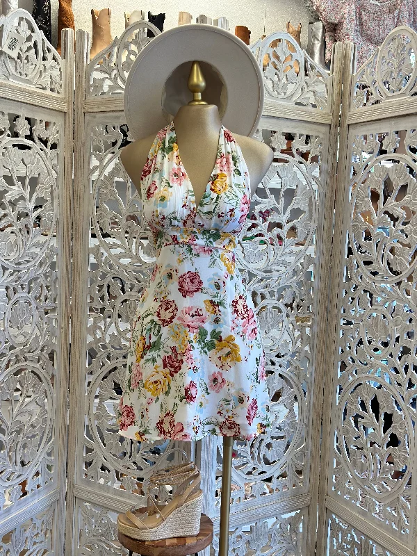 Find the Best Deals Here!Tie Back Floral V Dress