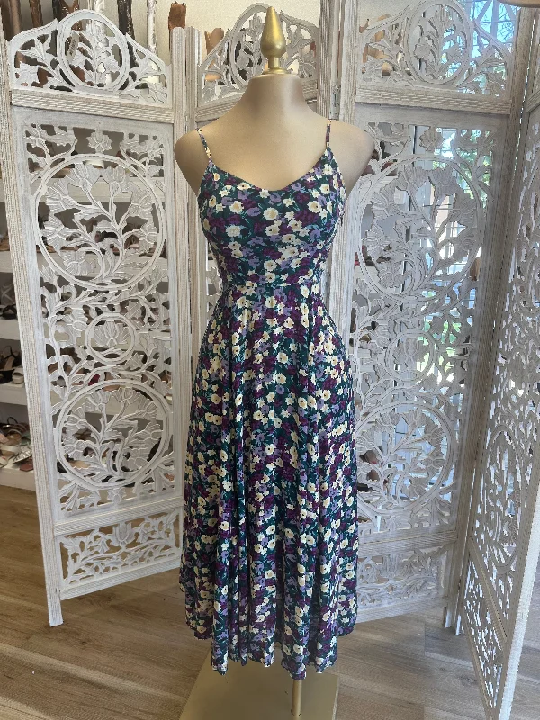 The Best Offers Are Here!Tie Back Maxi Floral Dress